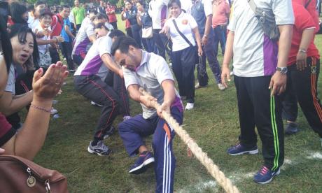Lomba Tarik Tambang Dalam Rangka HUT Kota Denpasar yang ke-229