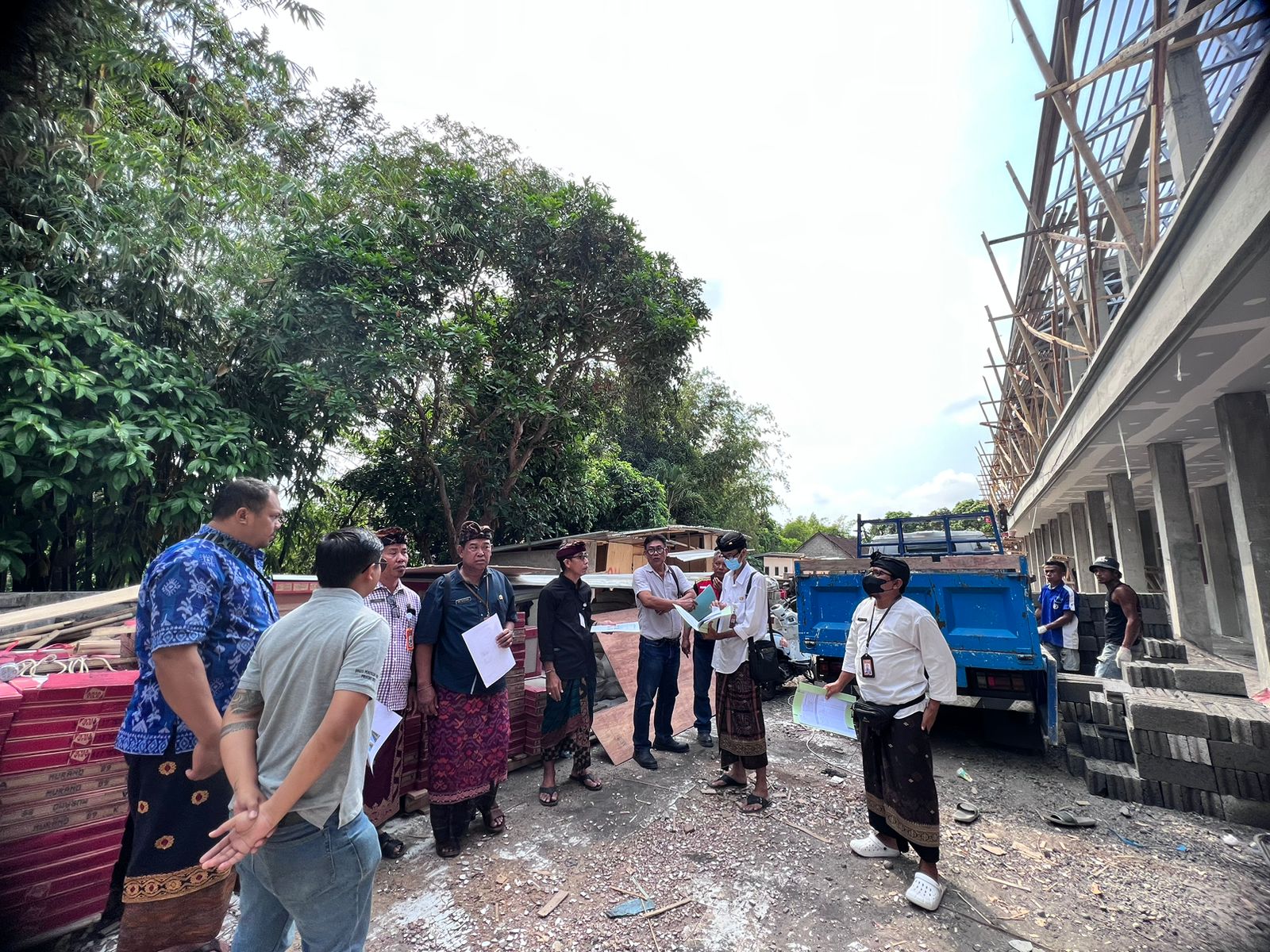 Monitoring dan Evaluasi Pembangunan RKB di Berbagai Sekolah Kota Denpasar
