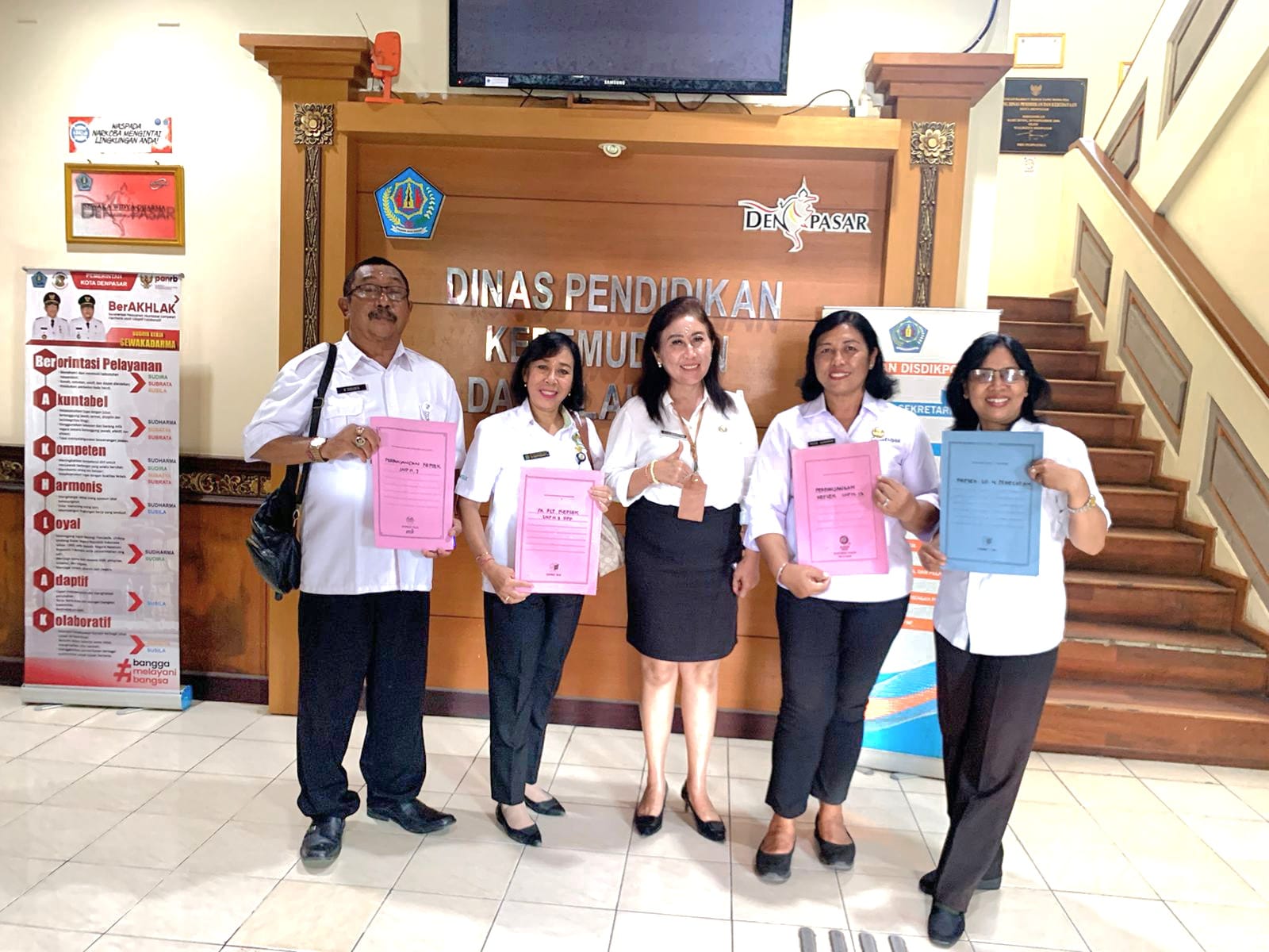 Penyerahan SK Kepala Sekolah Jenjang SD dan SMP