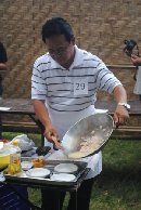 Lomba membuat nasi goreng tradisional, dalam rangka memeriahkan Hari Kesatuan Gerak (HKG) PKK ke-38