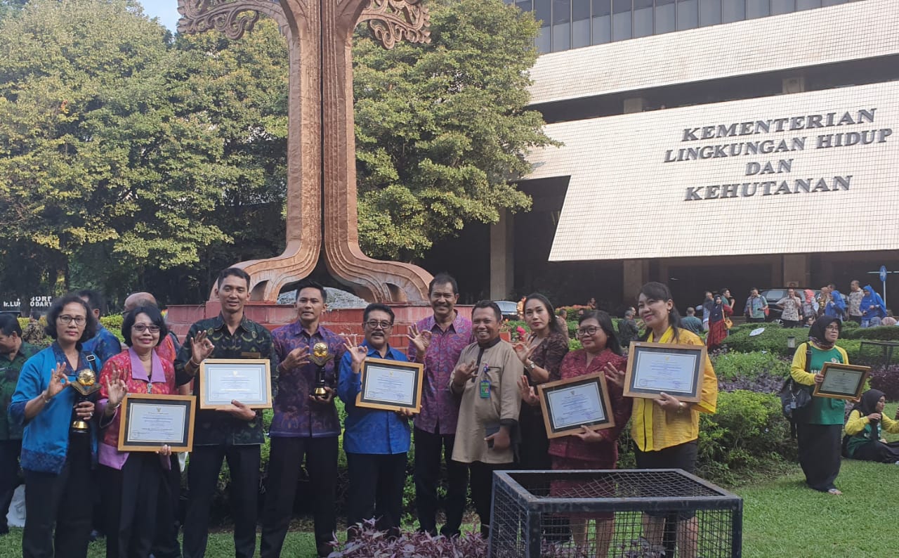Lima Sekolah di Denpasar Raih Penghargaan Nasional Bidang Lingkungan