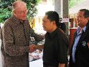 Dewan Pendidikan Kota Denpasar Serahkan Kaca Mata Gratis