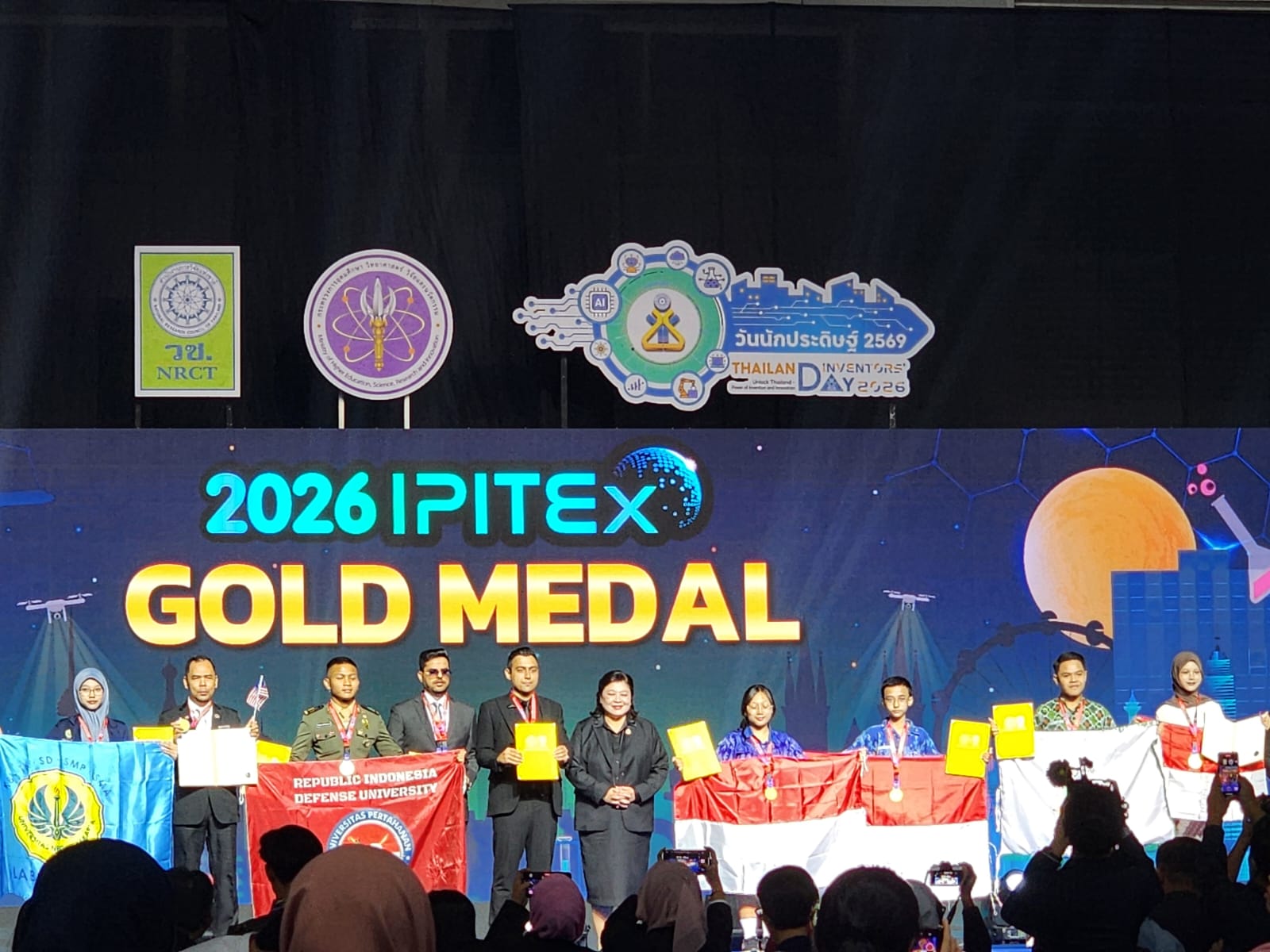 Gambar 2