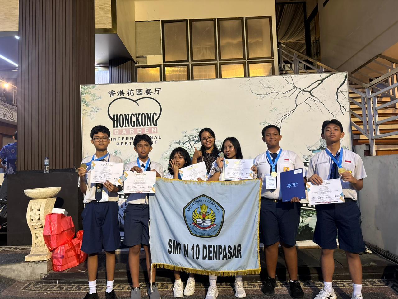 Tim KIR SMP Negeri 10 Denpasar Raih Medali Emas pada ISIF 2026