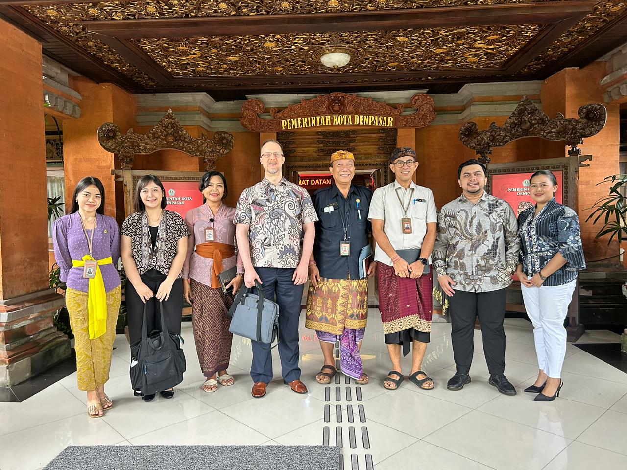 Audiensi Bahas Hasil Tes Kemahiran Bahasa Inggris Guru