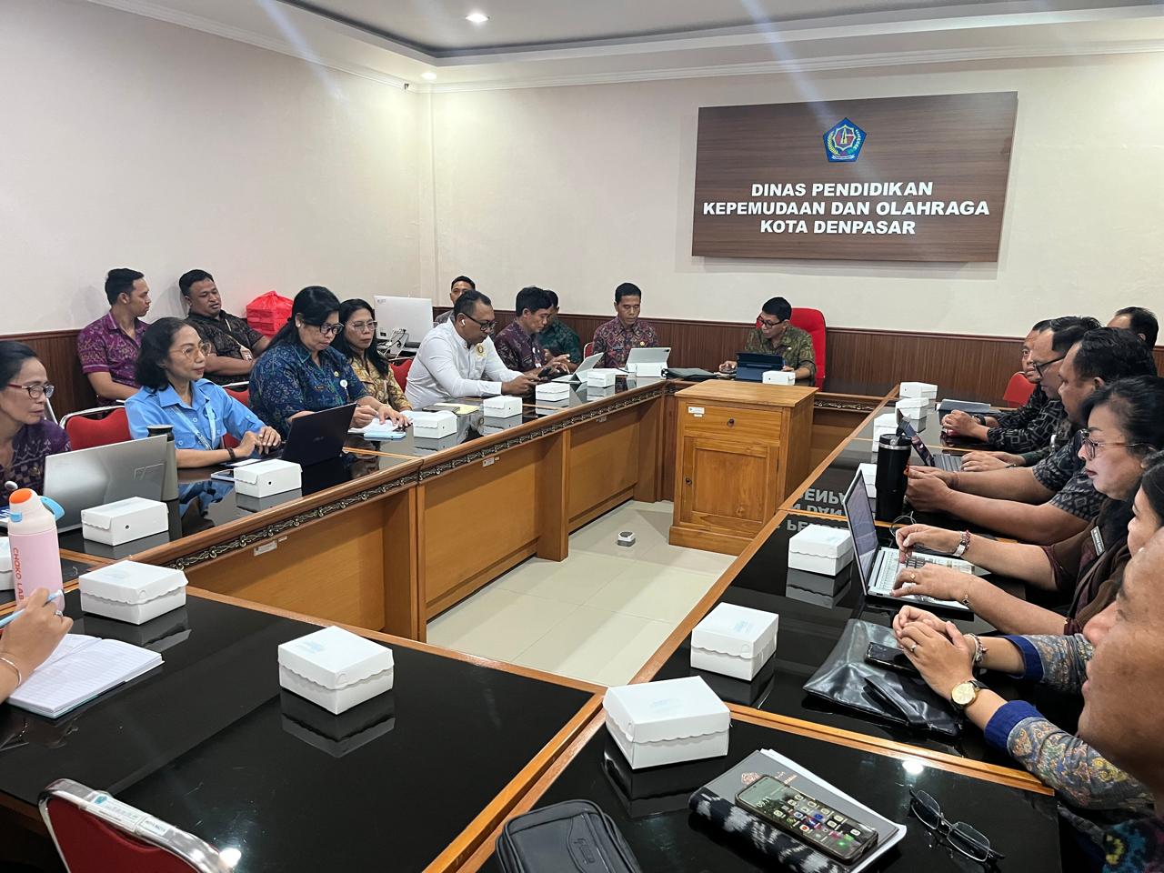 Disdikpora Denpasar Pastikan Juknis SPMB 2026/2027 Segera Rampung