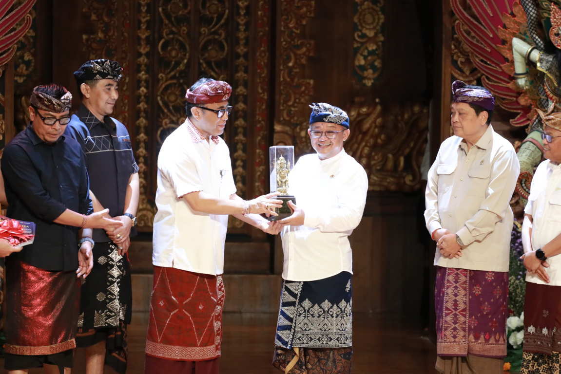 Mendikdasmen Apresiasi DEF 2026, Sebut Denpasar Jadi Inspirasi Pendidikan Ramah Lingkungan