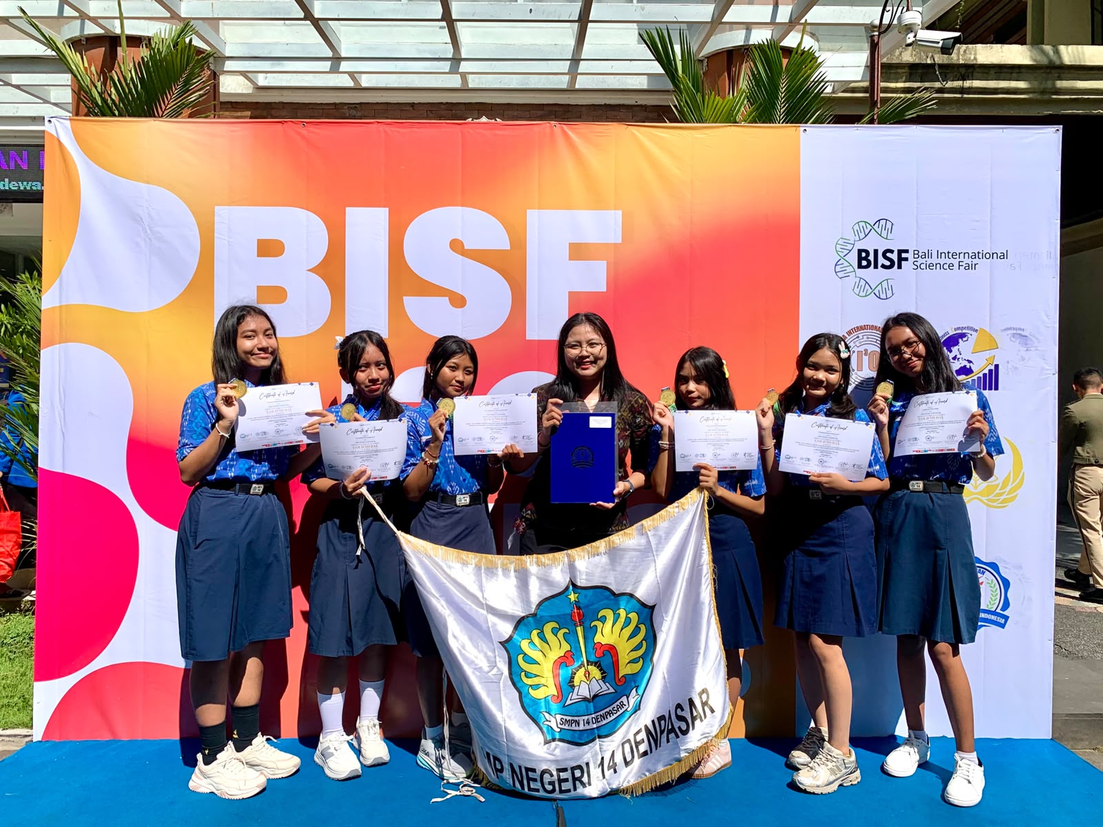 Dari Biji Nangka dan Biji Alpukat Menjadi Beras Analog Kaya Manfaat, Siswa SMPN 14 Denpasar Raih Gold Medal Internasional
